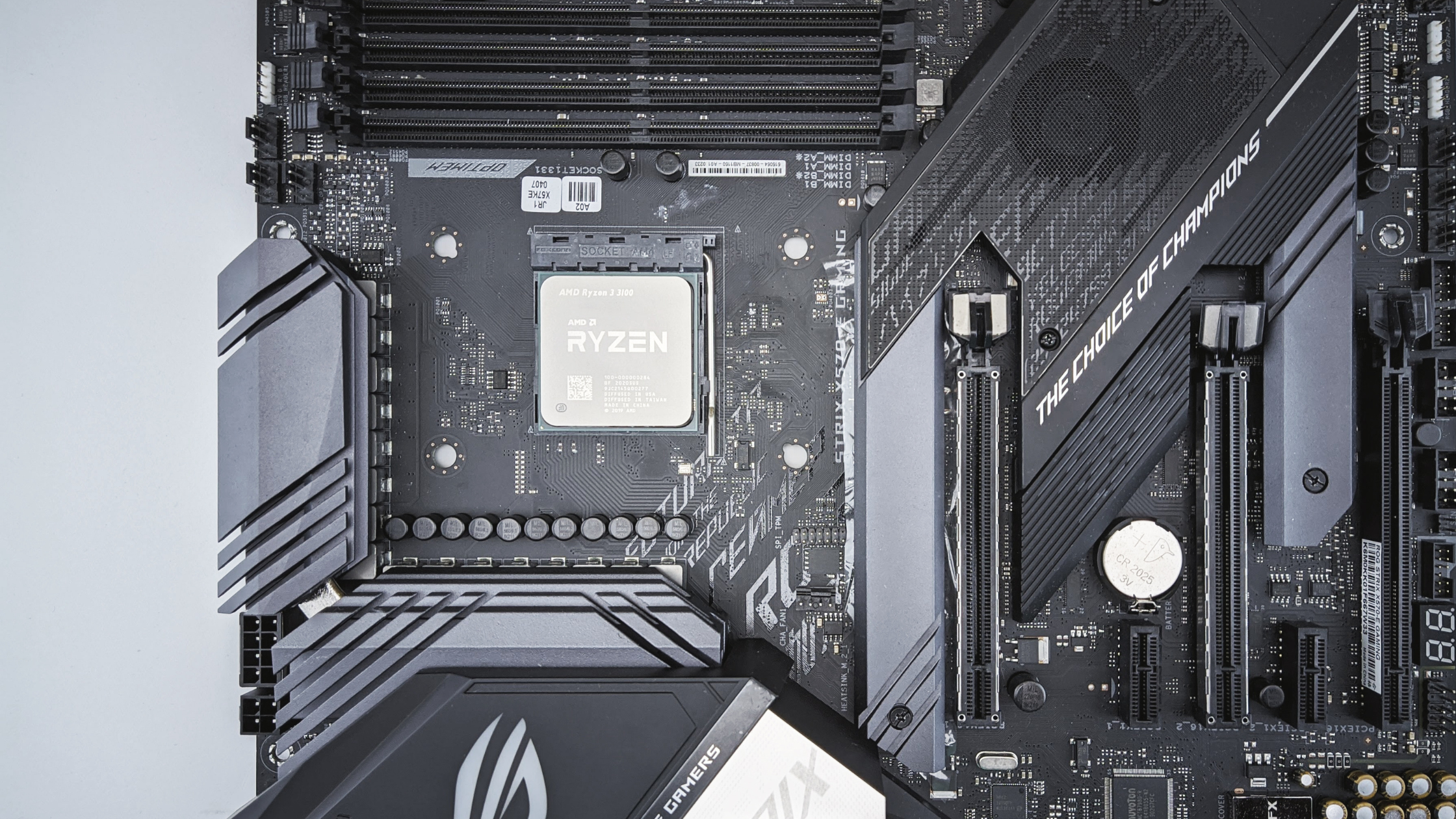 Which Motherboard Should You Buy for your CPU?(Explained)